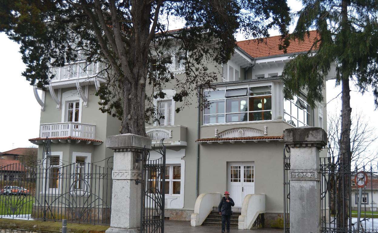 El curso se impartirá en el telecentro, sito en la Casa de Cultura 
