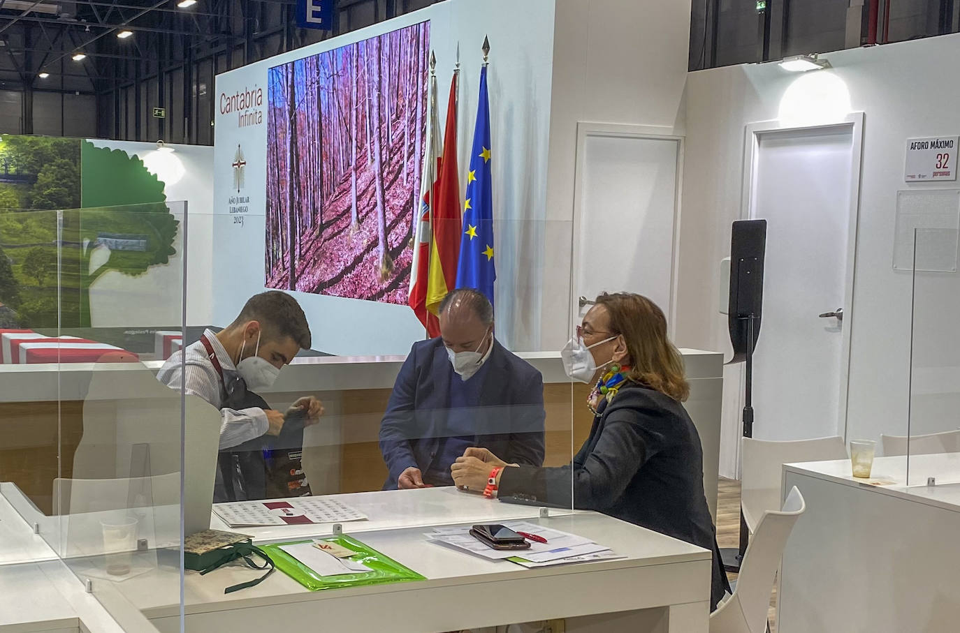 Fotos: Cantabria en la apertura de Fitur