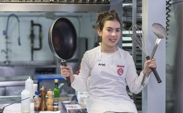 Ariel Sanz llegó a la final de la novena edición de 'MasterChef Junior' y su especialidad es la repostería. 