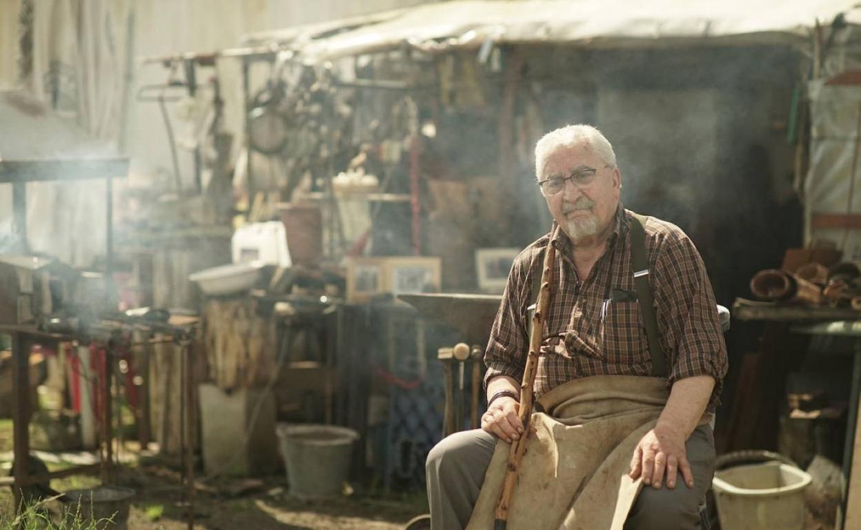 Fotograma del documental 'Maestros de oficio' de Marta Solano, premiado en varios festivales. 