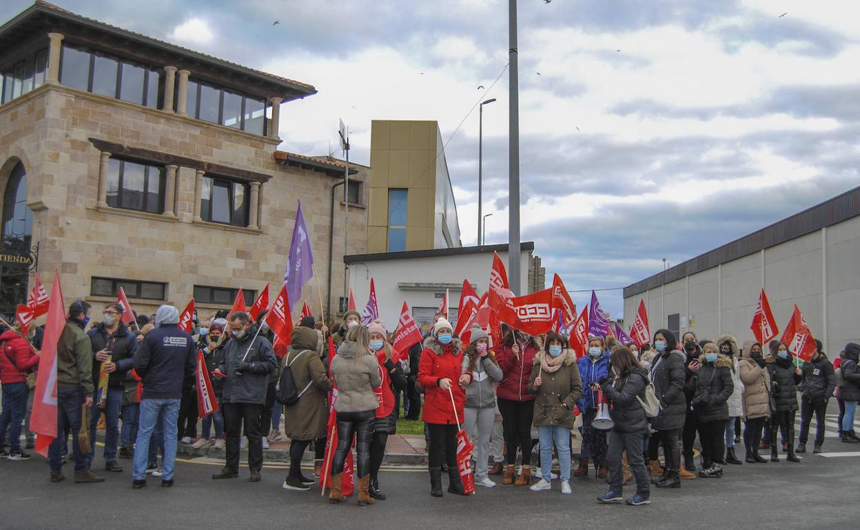 Movilización de las trabajadoras de Santoña el viernes 21 de enero.