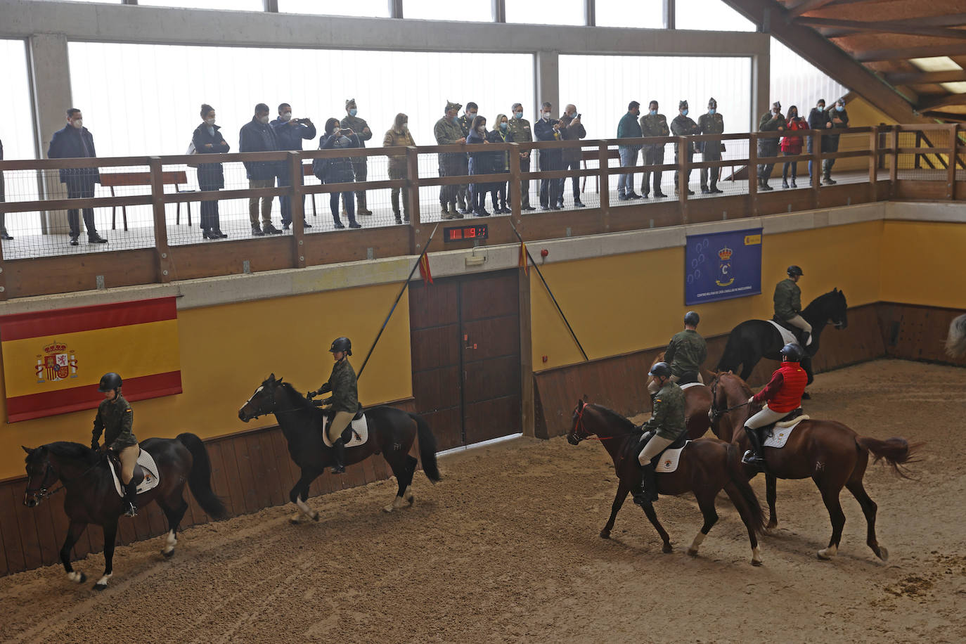 Fotos: Visita de la ministra Robles a Cantabria