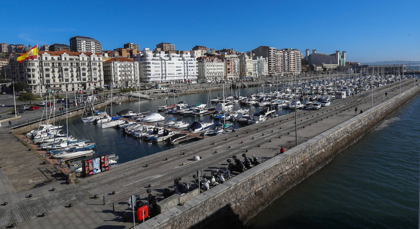 Las obras de renovación supondrán una inversión de 600.000 euros sobre una superficie de agua de 4.153 metros cuadrados y una superficie de subsuelo de 6,5 metros cuadrados