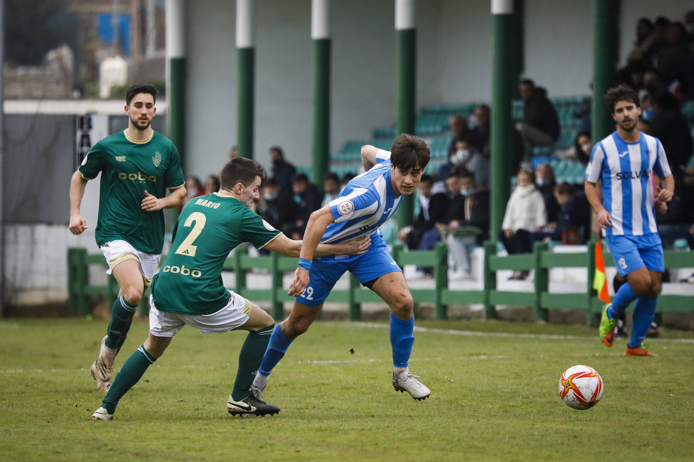 Fotos: Imágenes del partido con el que La Cultural ha celebrado su centenario