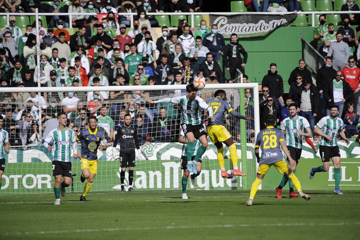 Fotos: Las mejores imágenes del Racing-Badajoz