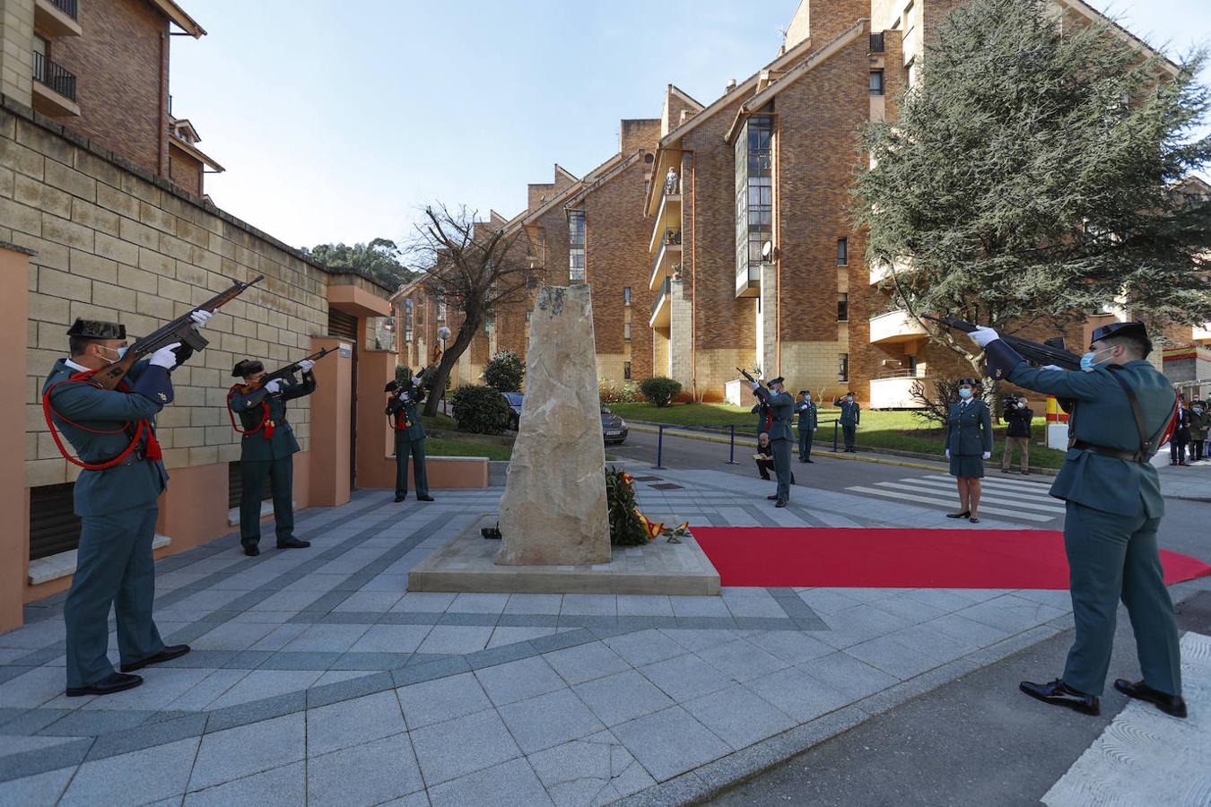 Agentes de la Guardia Civil durante el acto de homenaje a los compañeros caídos en actos de servicio. 