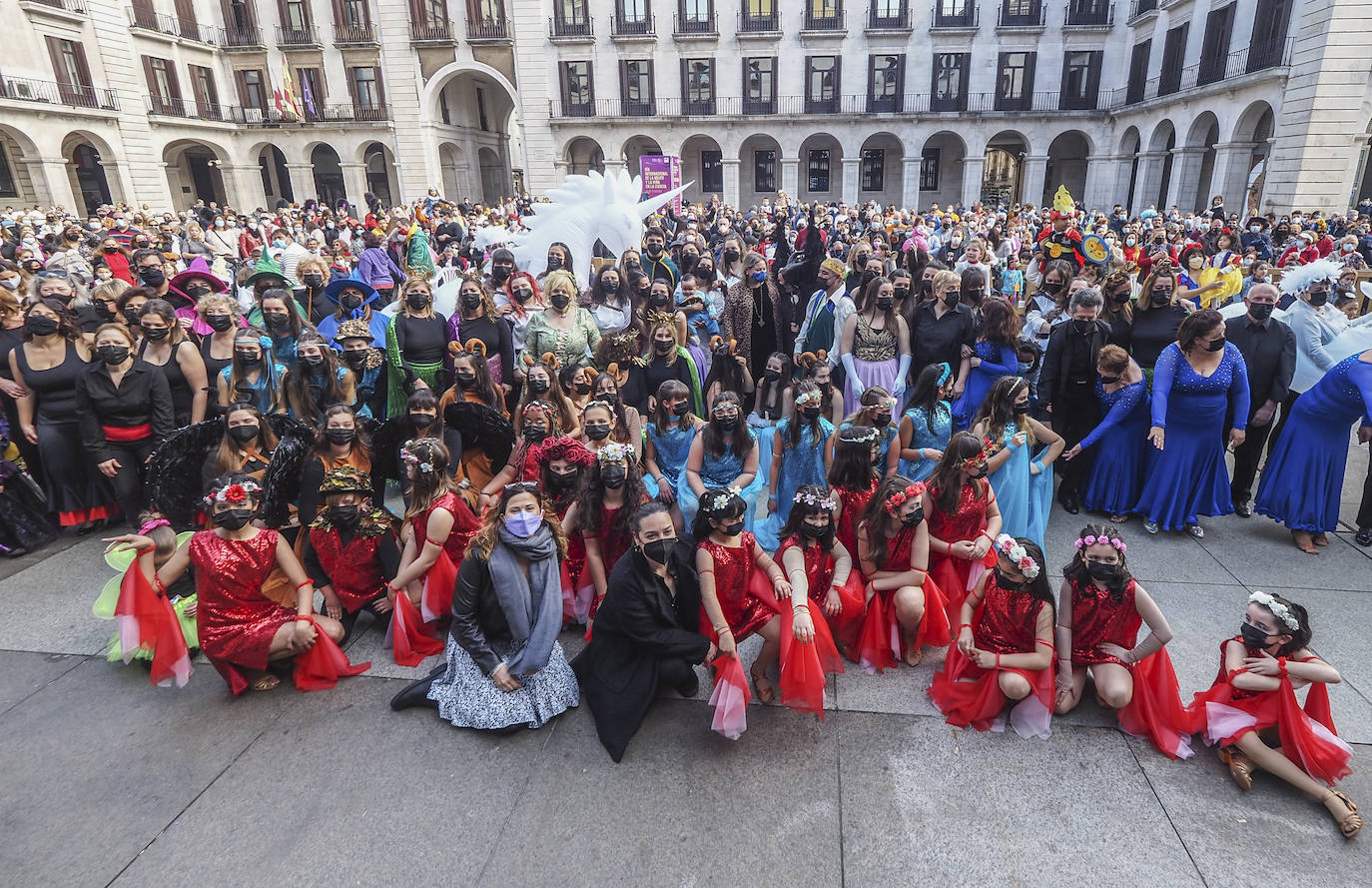 Fotos: Domingo de carnaval en La Porticada