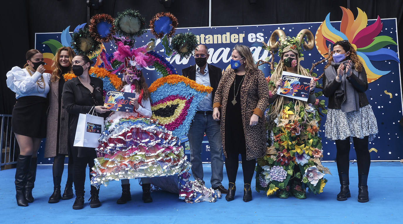 Fotos: Domingo de carnaval en La Porticada