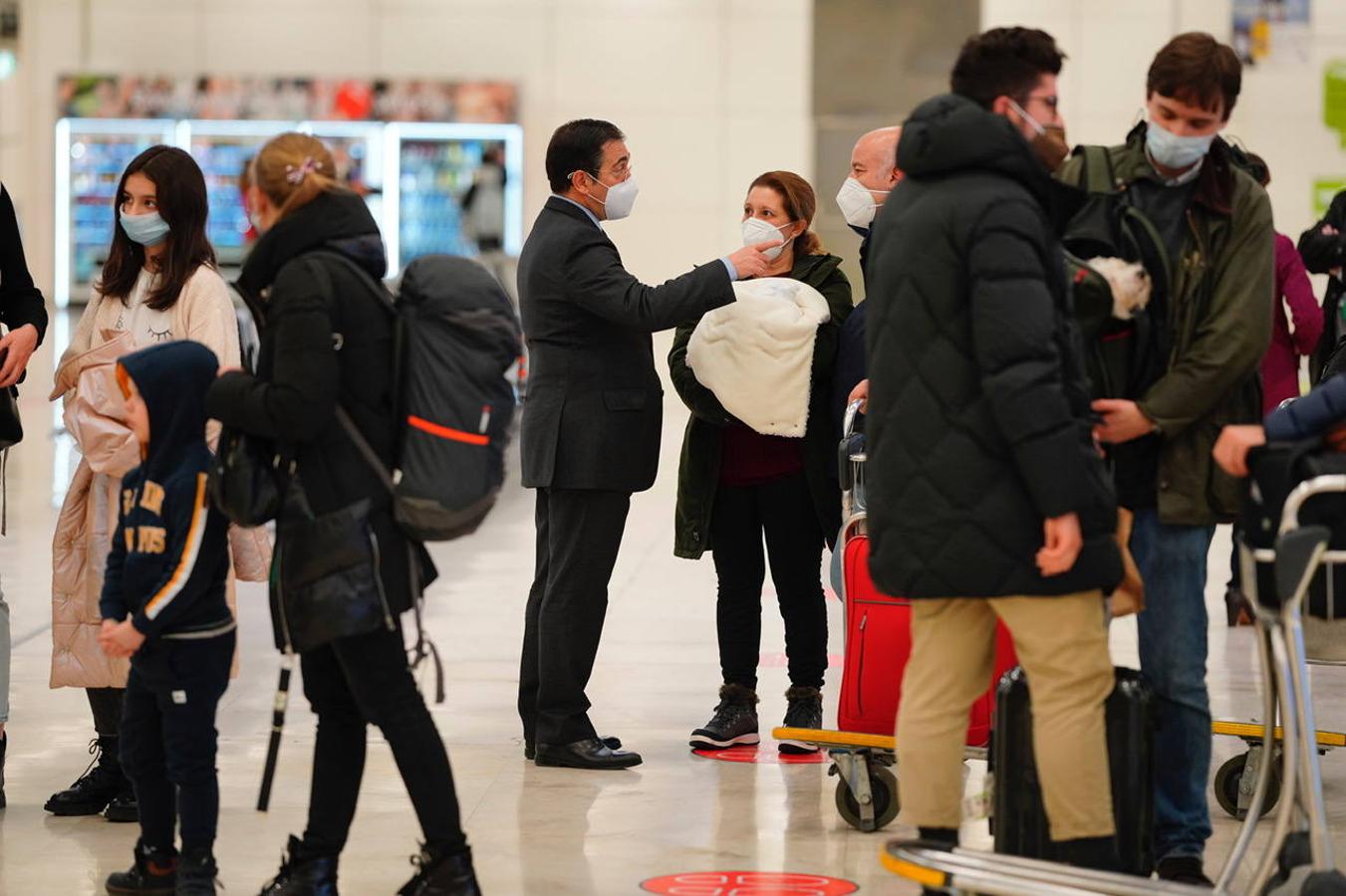 Llegada de los repatriados de Ucrania al aeropuerto de Madrid-Barajas.