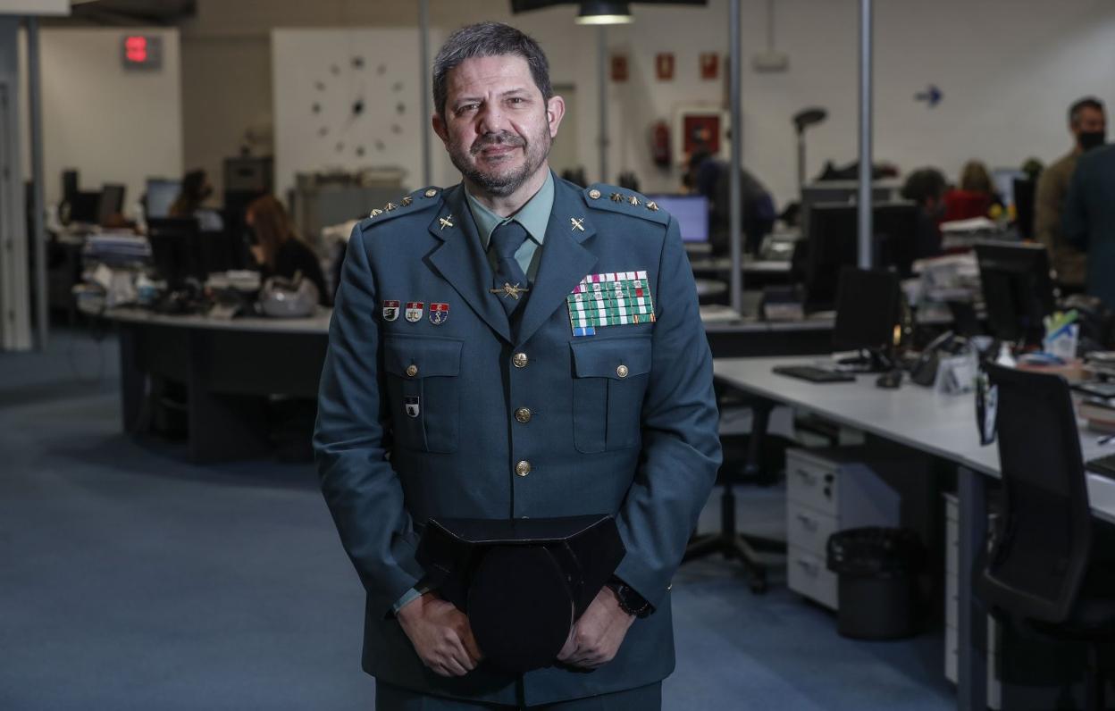 Antonio Jesús Orantos, nuevo jefe de la Comandancia de la Guardia Civil en Cantabria, posa en las instalaciones de El Diario. 