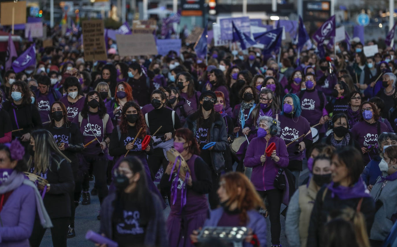 Fotos: La manifestación del 8M en Santander, en imágenes