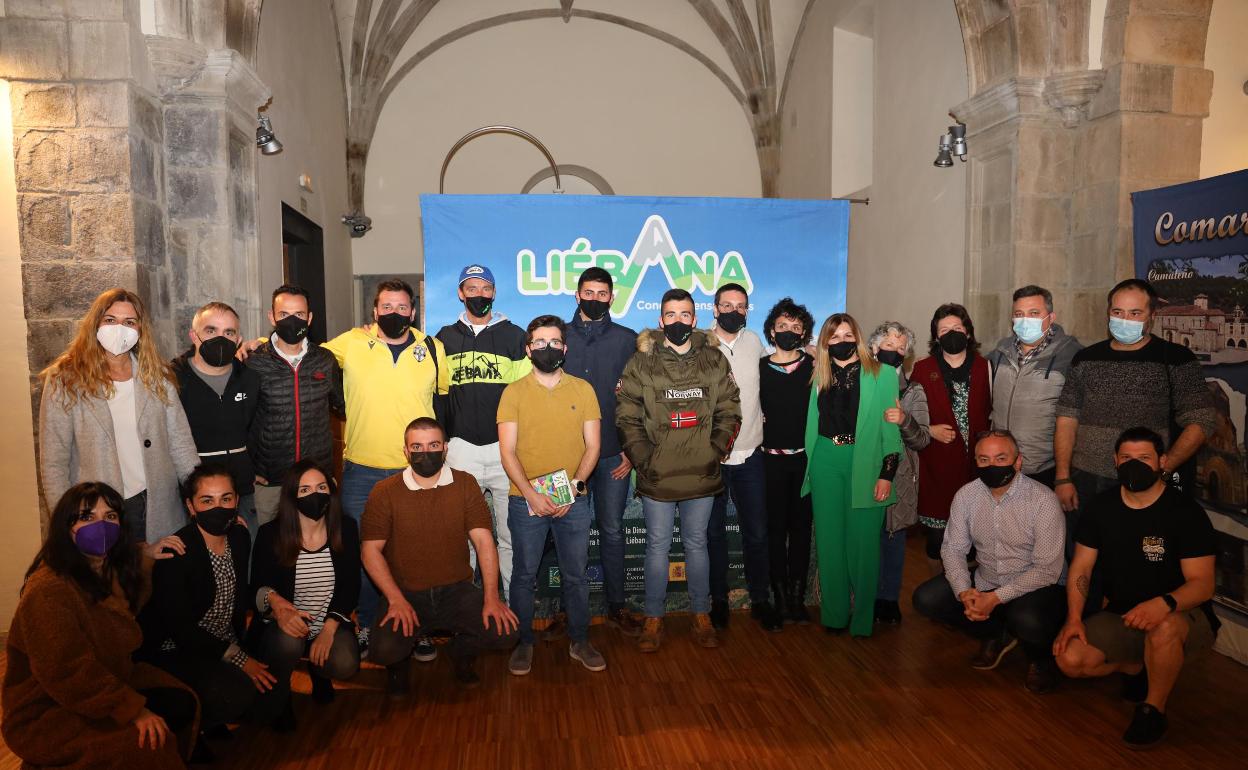 Participantes en el Encuentro Presencial de Juventud Rural celebrado en Potes .