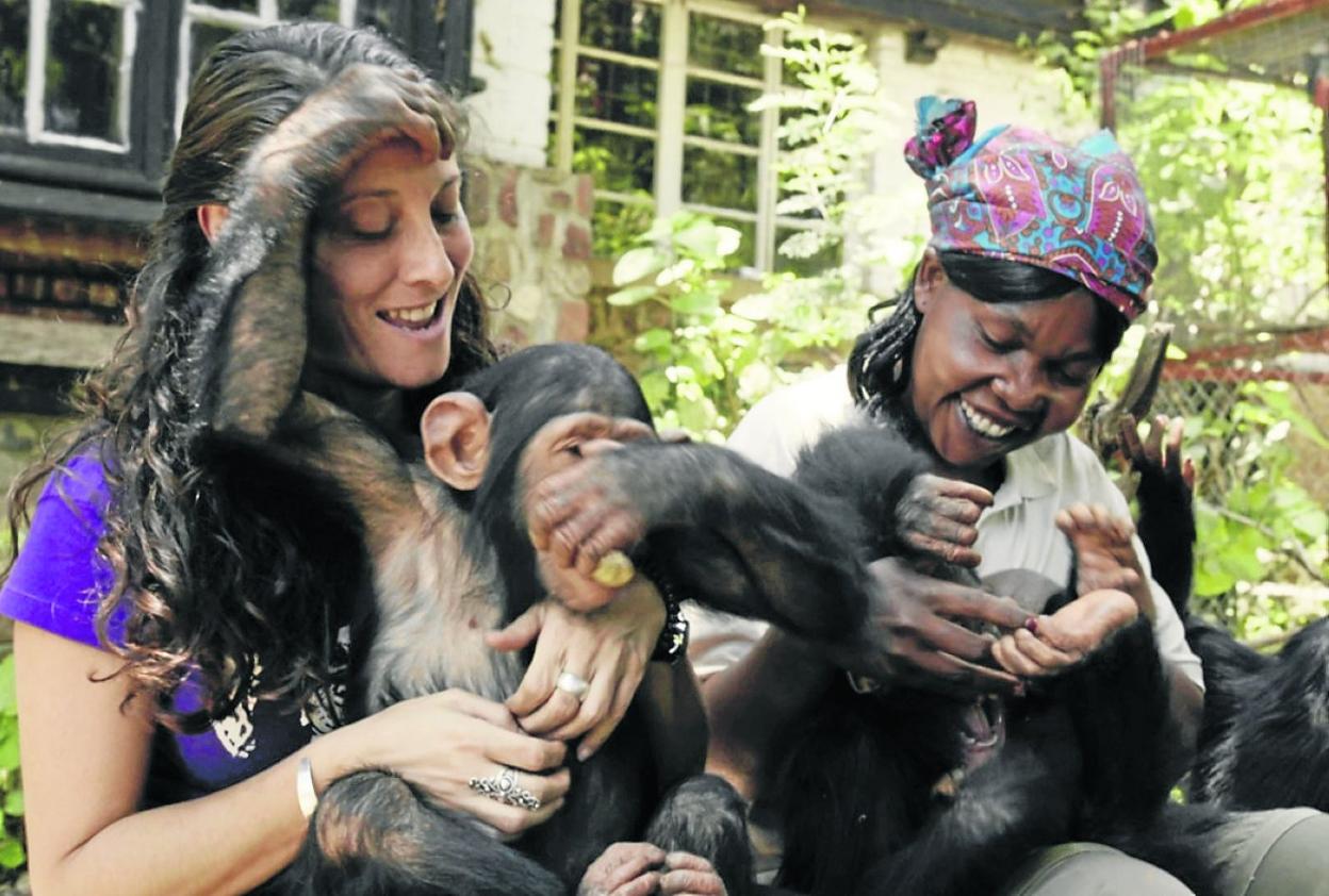 Un fotograma del trabajo documental que se rodó en una reserva del Congo. 