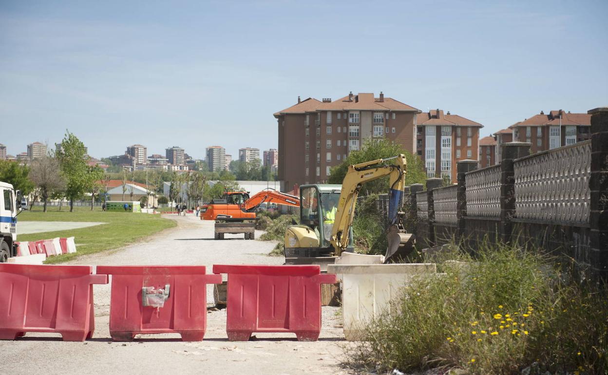 Obras de acondicionamiento de la calle Ruiz de Quevedo, cercana a la que piden los ediles.