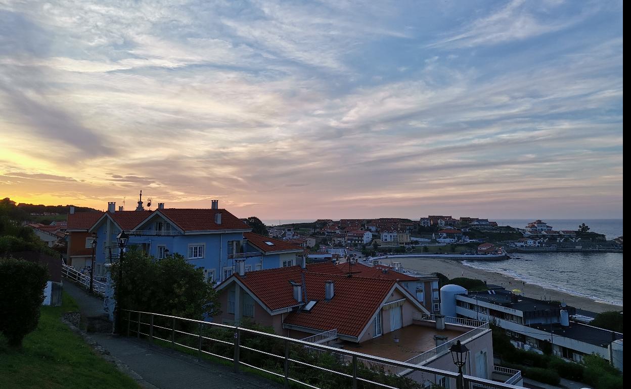 Vista que ofrece el mirador de Santa Lucía en Comillas. 