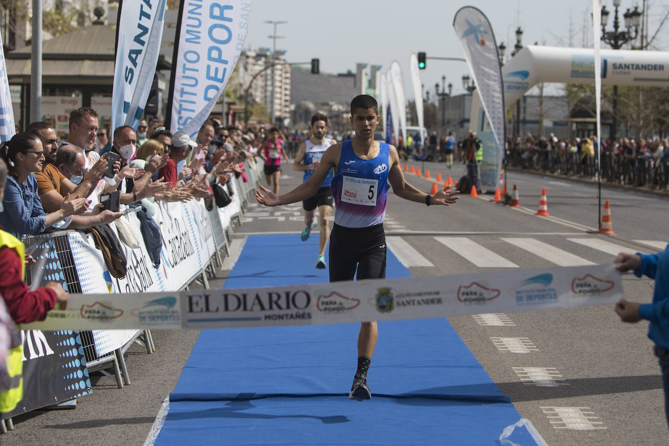 Fotos: Margarita Fuentes-Pila y Mohamed Attaoui vuelan en la Milla de Santander