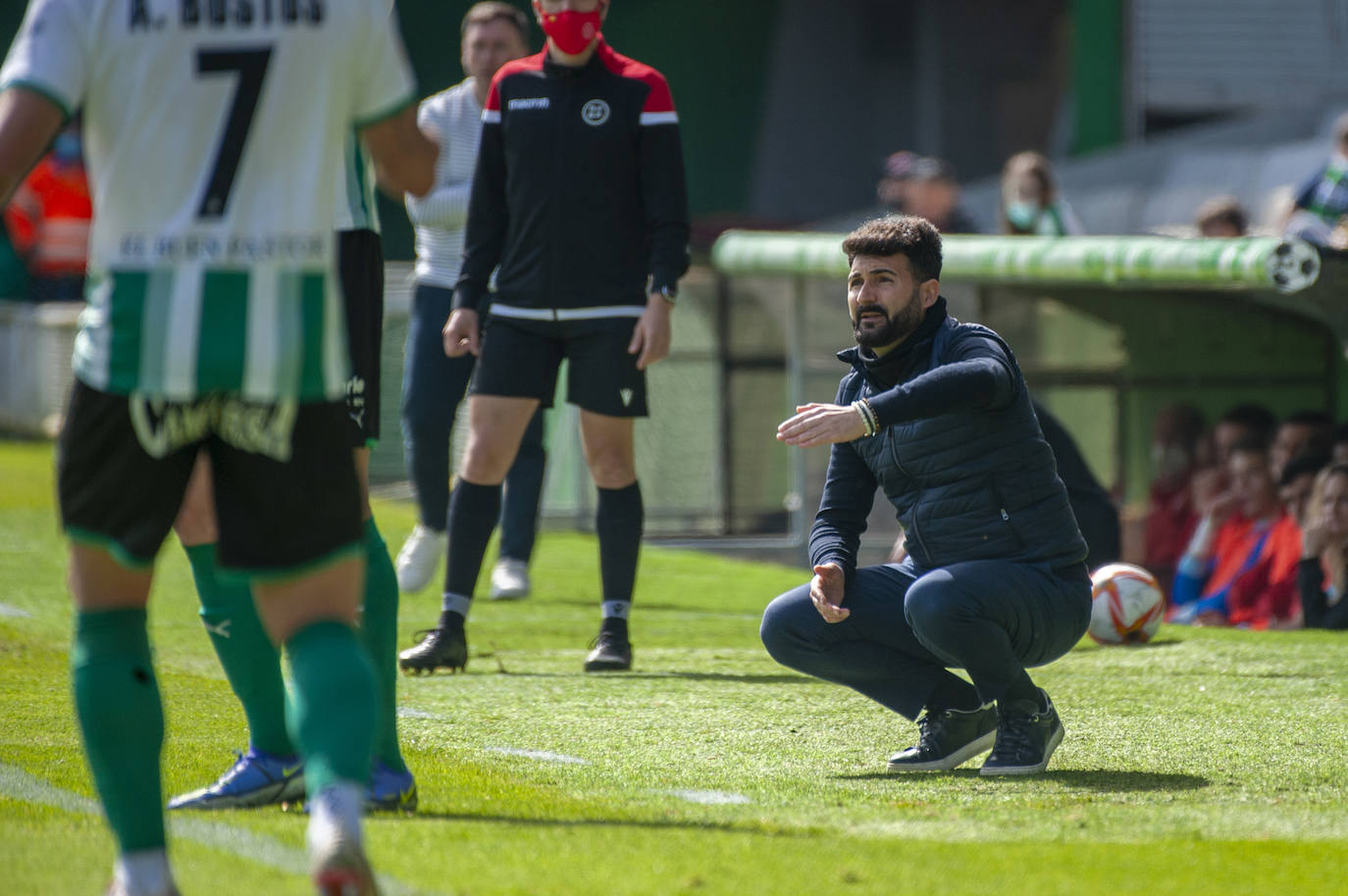 Choque poco brillante del equipo verdiblanco en el que se lleva los tres valiosos puntos