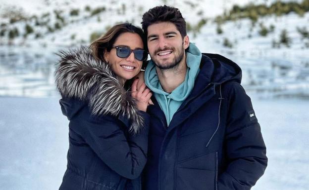 La pareja en una de sus últimas escapadas a la nieve.