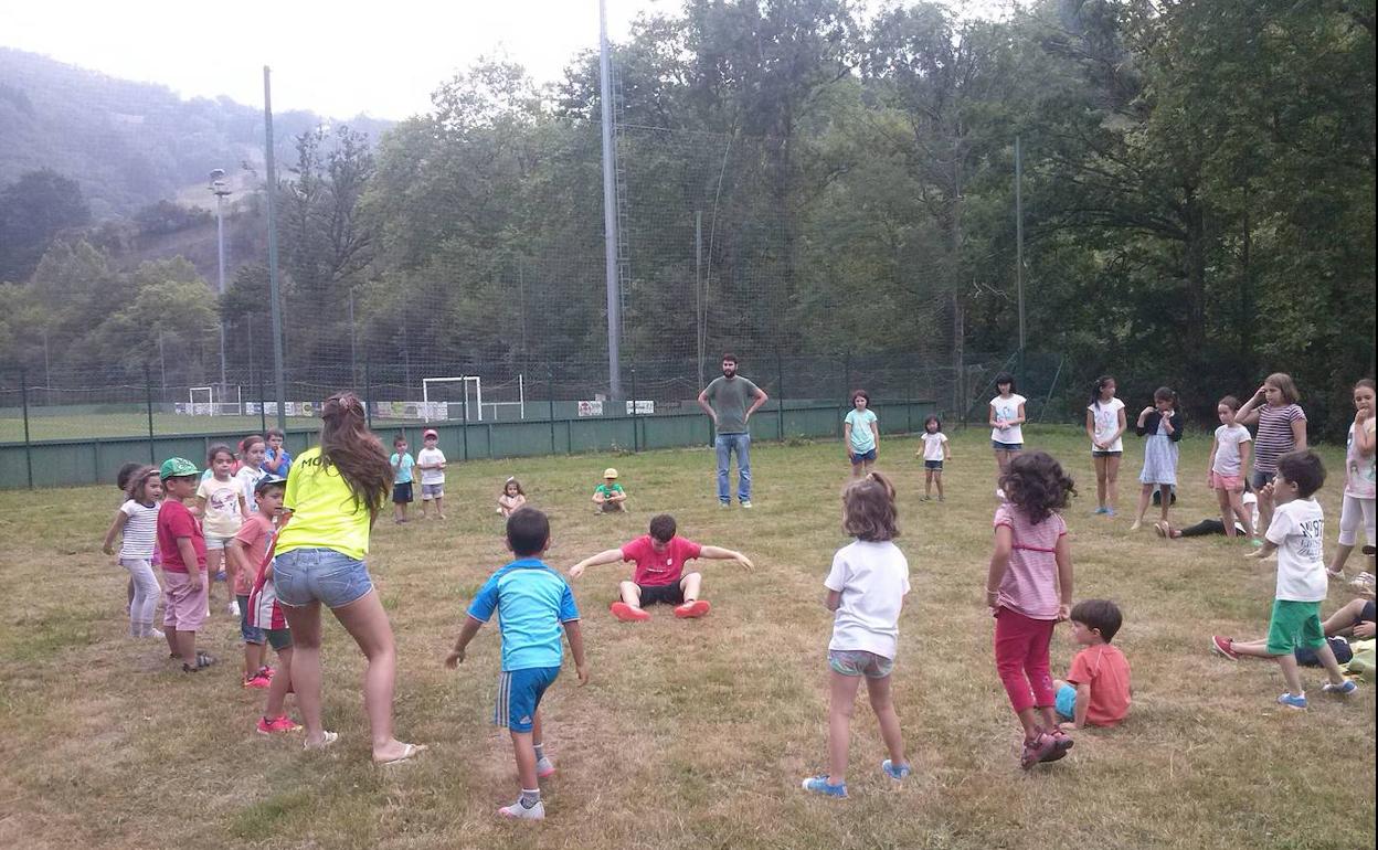 Ramales oferta una ludoteca y talleres para la semana no lectiva de Semana Santa