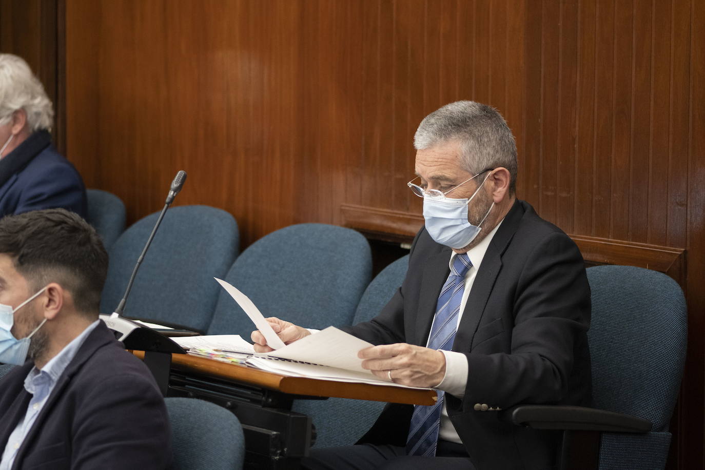 Javier Ceruti, en un pleno del Ayuntamiento de Santander.