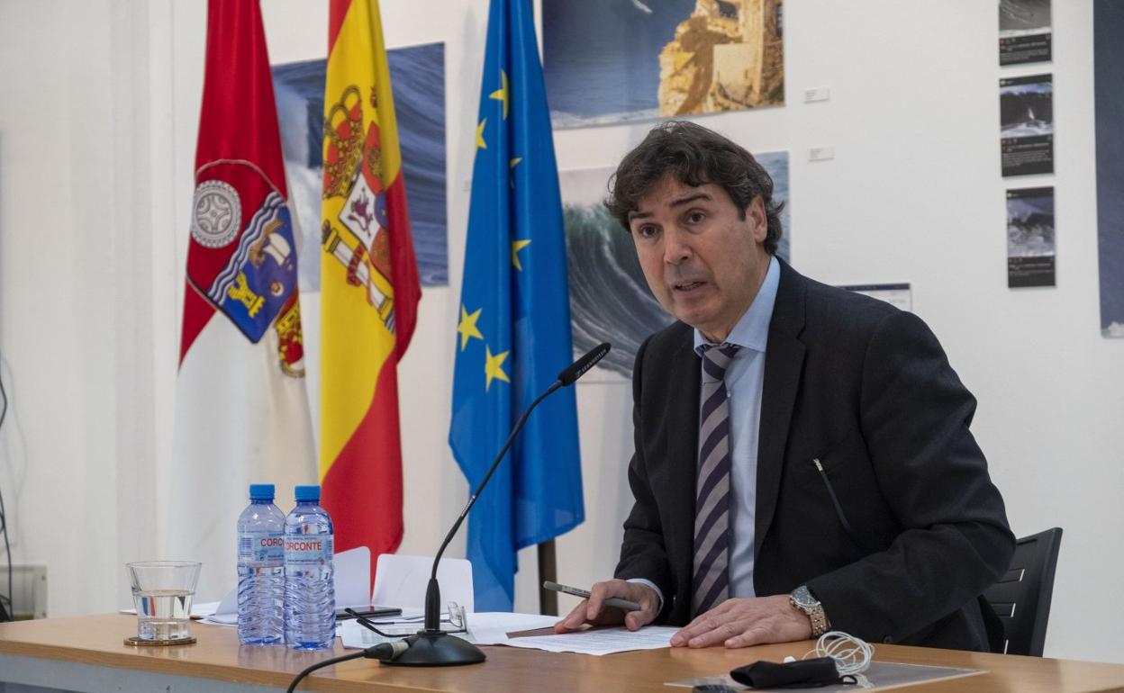 Jaime González, en su última rueda de prensa como presidente del Puerto, en enero de 2020. 