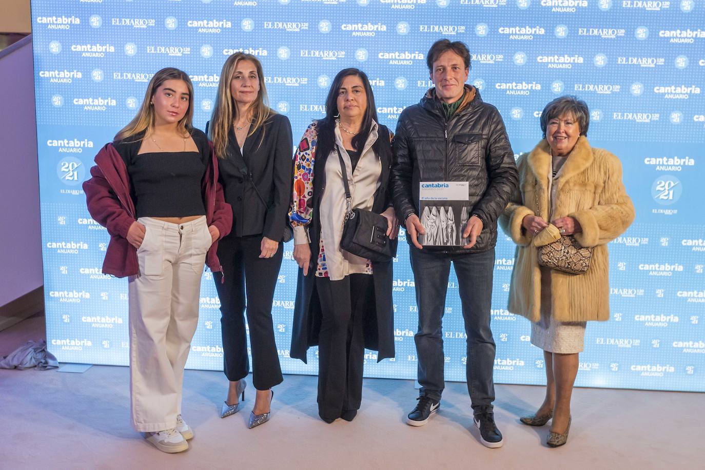 María Barja, Nuria Sáez, María Sáez, David Hojas y Carmen Carrión 