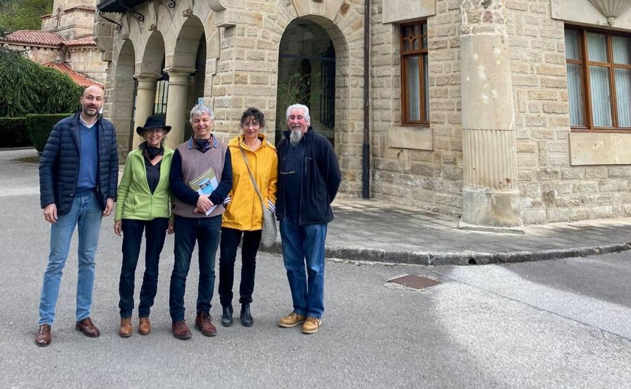 Encuentro entre las delegaciones cántabra y francesa.