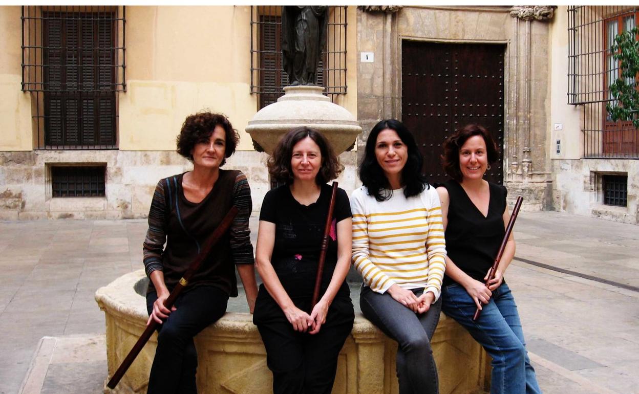 Silvia Rodríguez, Laura Palomar, Carmen Botella y Marisa Esparza integran la agrupación. dm