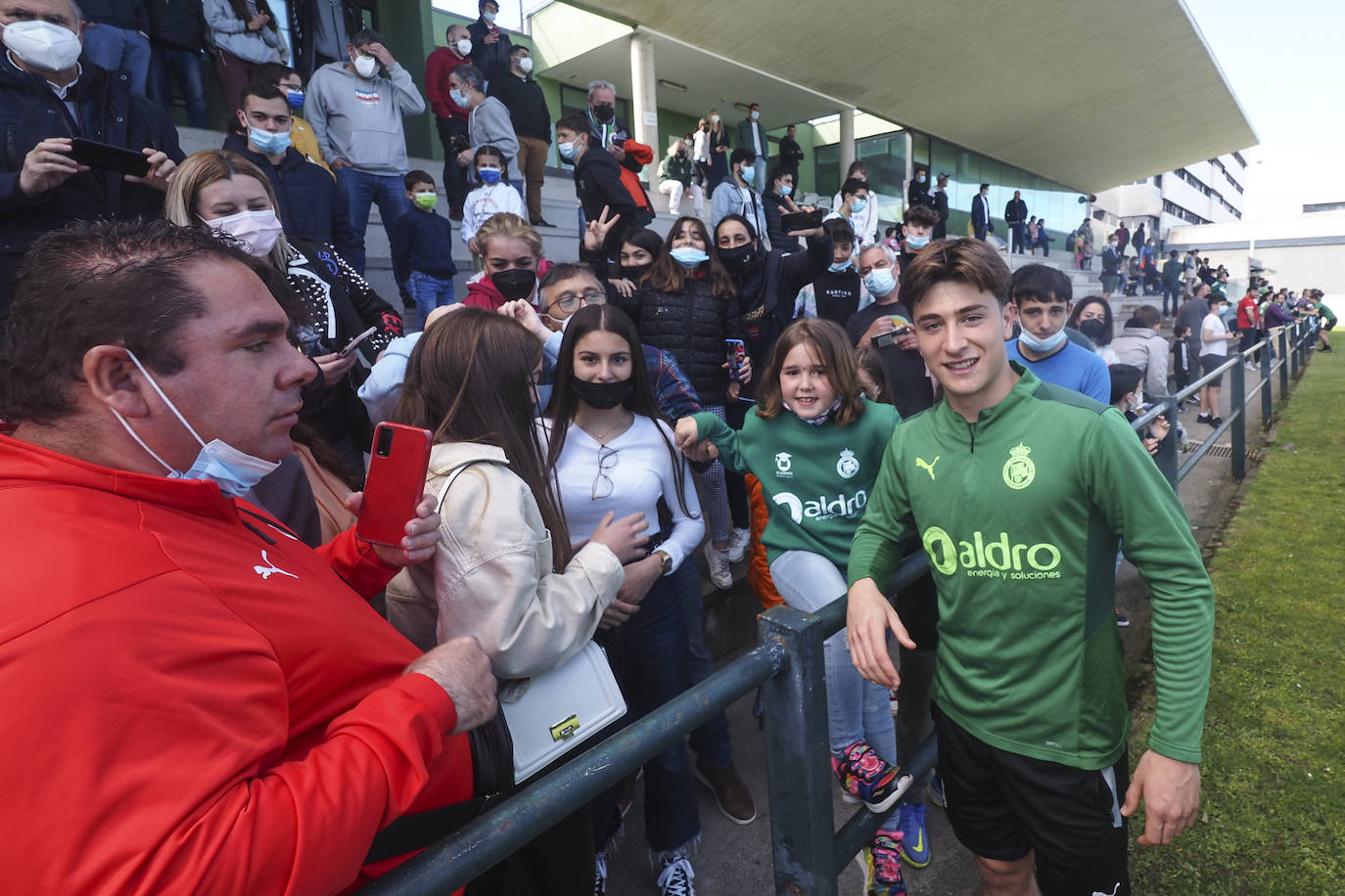 Fotos: Imágenes del entrenamiento del Racing abierto al público