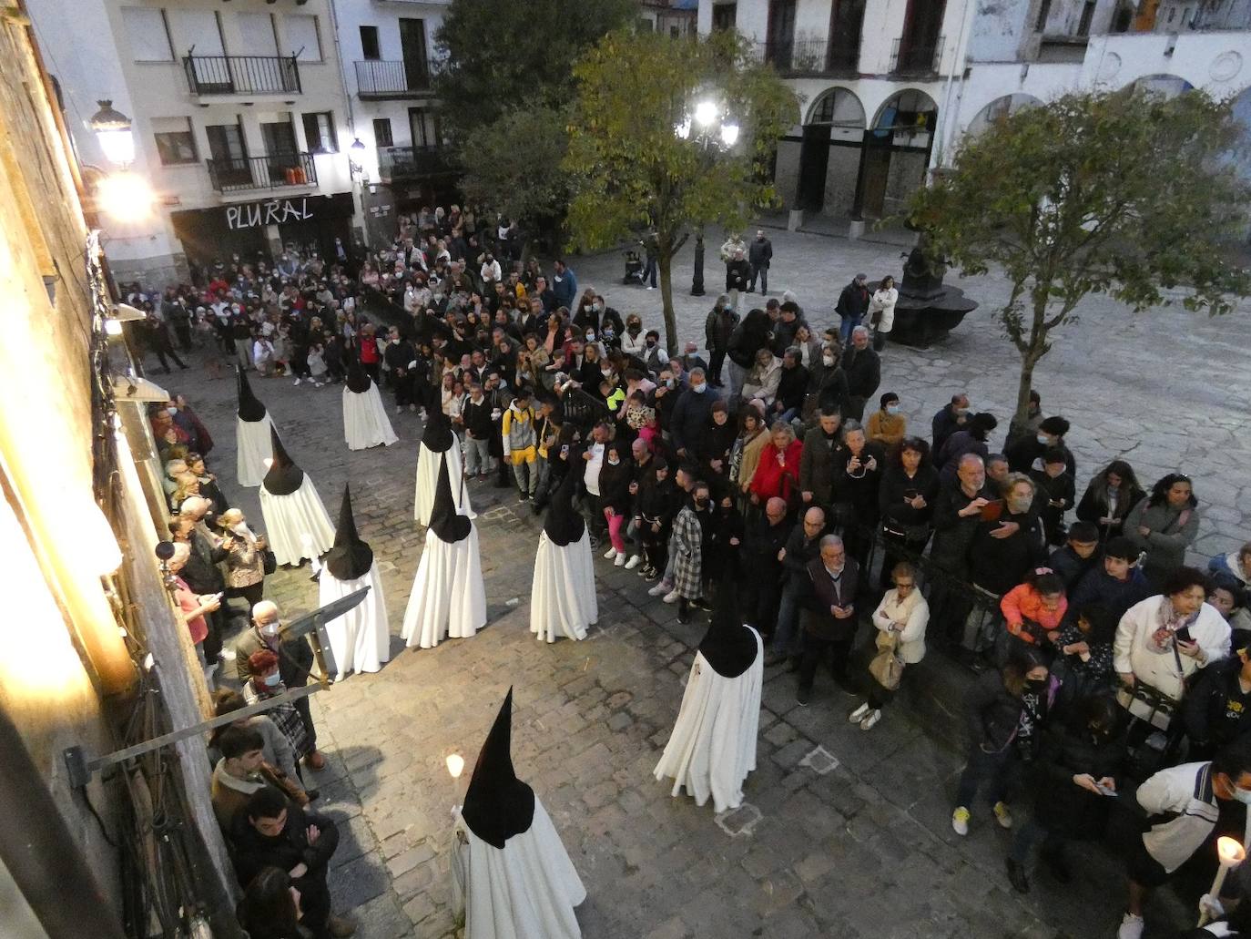 Fotos: Fervor, belleza y emoción en la Procesión de la Soledad