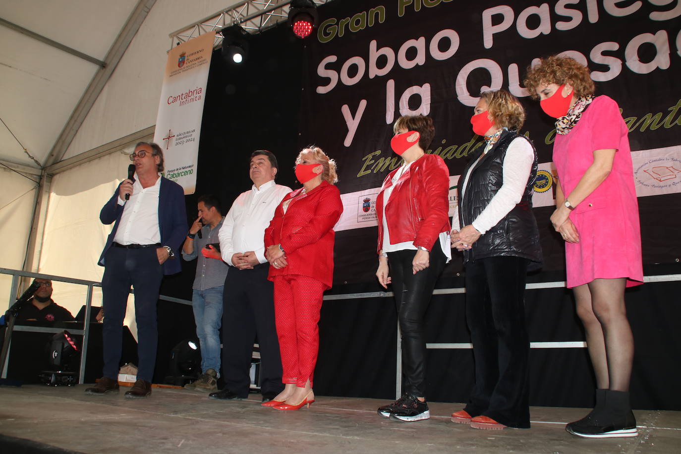 Fotos: Las enfermeras, embajadoras de la Gran Fiesta del Sobao Pasiego y la Quesada