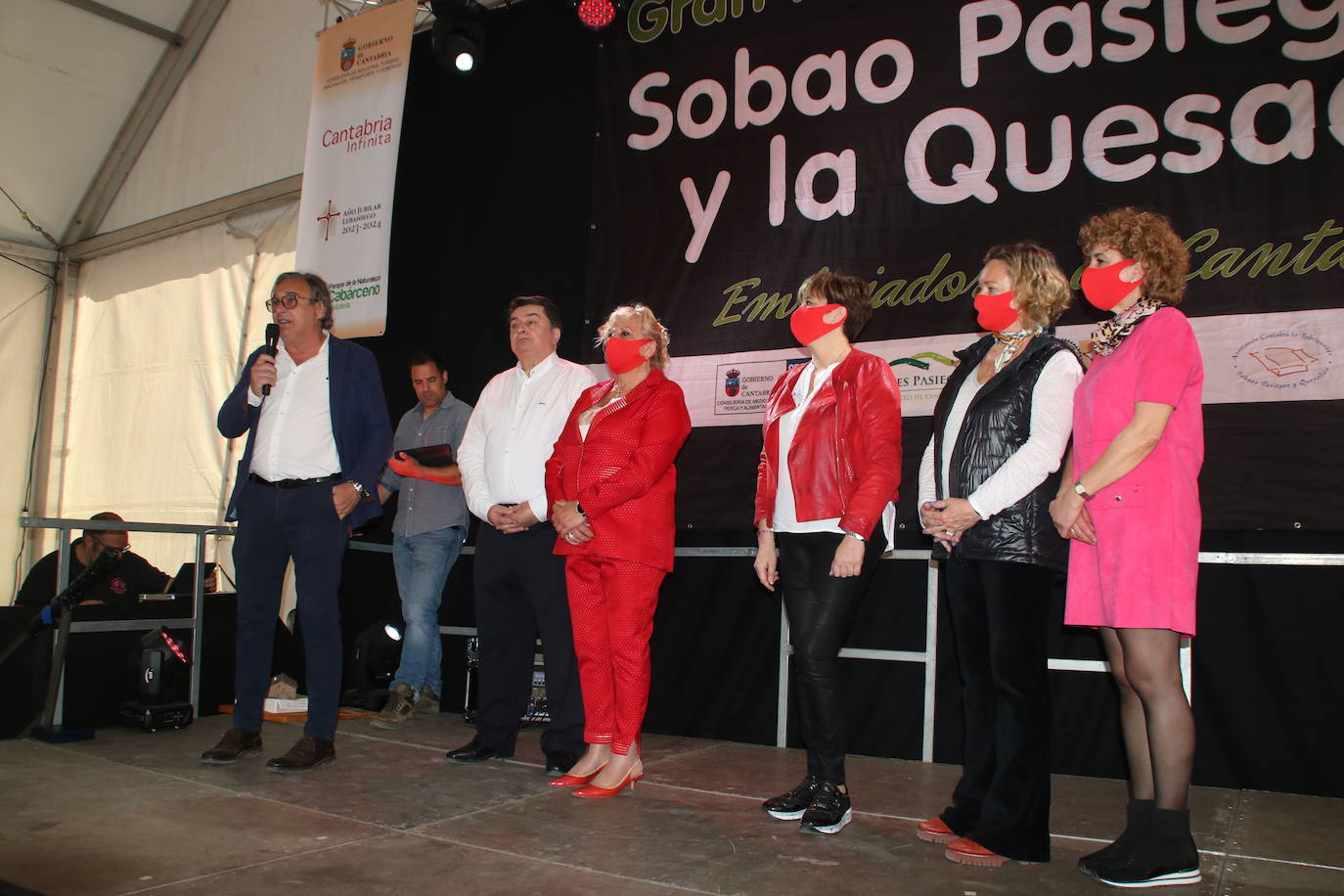 Fotos: Las enfermeras, embajadoras de la Gran Fiesta del Sobao Pasiego y la Quesada