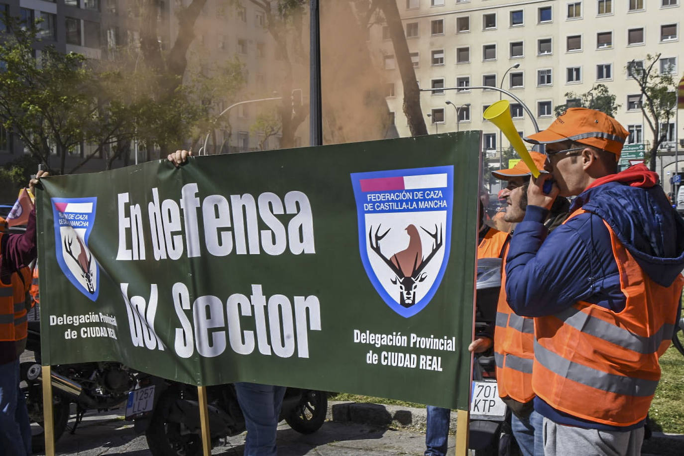 Fotos: Los cazadores cántabros trasladan su protesta a Madrid