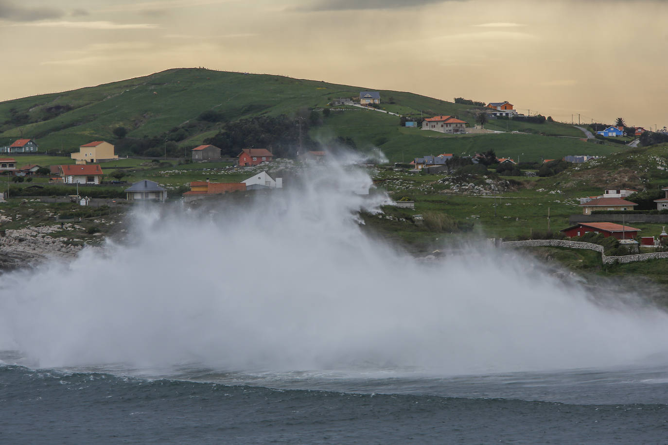 Fotos: El ruido de las olas al chocar