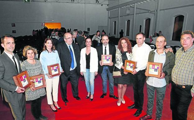 Fernando Franco, Ana Arroyo, Valeria Piaggio, Jesús Oria, Marián Martínez y Jesús Sánchez, Silvia Camafreita y Chencho Gómez, Manuel Alonso y Daniel Bartolomé.