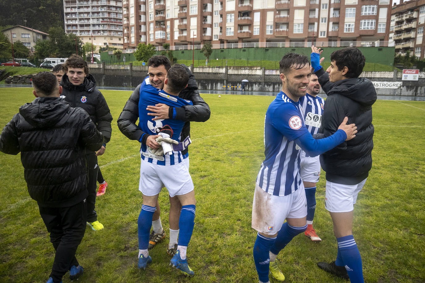 Fotos: Ascenso y festival gimnástico