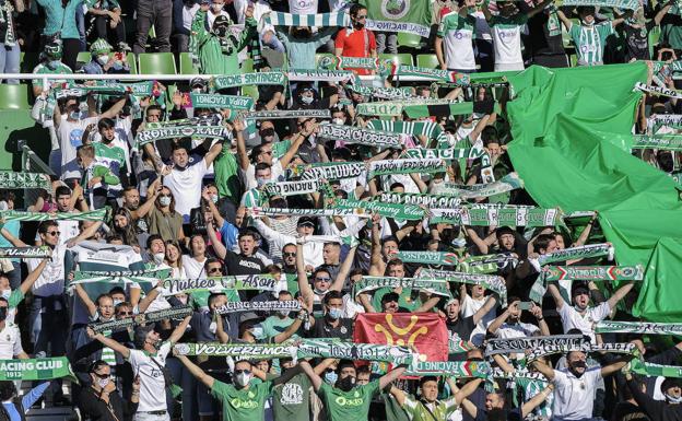 Agotadas las entradas de La Gradona para el partido entre el Racing y el Celta B