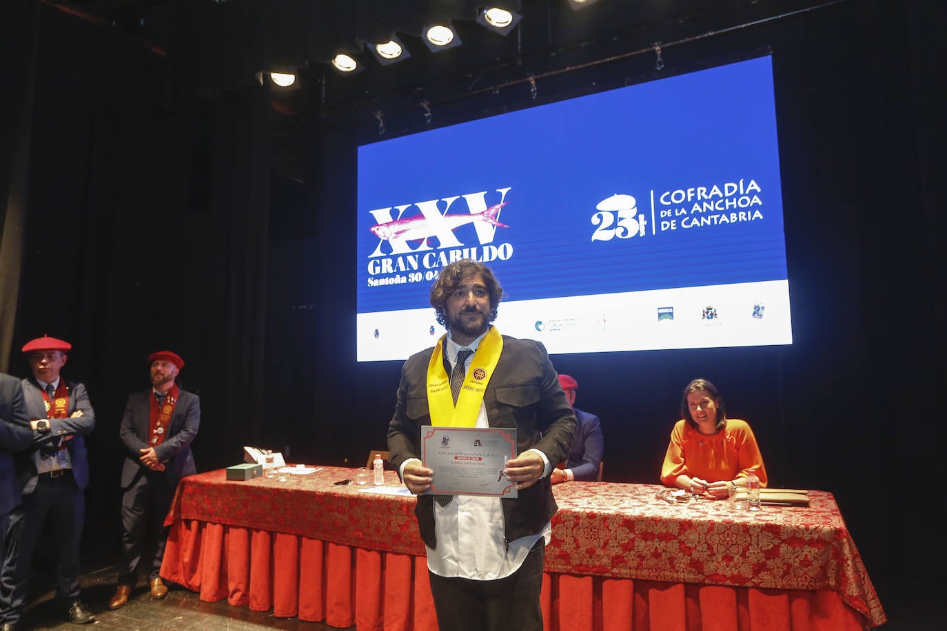 Fotos: Antonio Orozco, cofrade de honor de la Anchoa