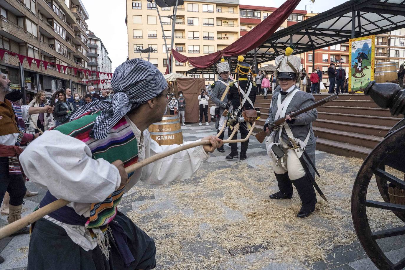 El municipio celebra hasta el 2 de mayo la Fiesta Homenaje a Pedro Velarde, una cita en recuerdo al militar de Muriedas que se va a desarrollar a través de varias actividades, espectáculos y actuaciones de calle dirigidas a toda la familia