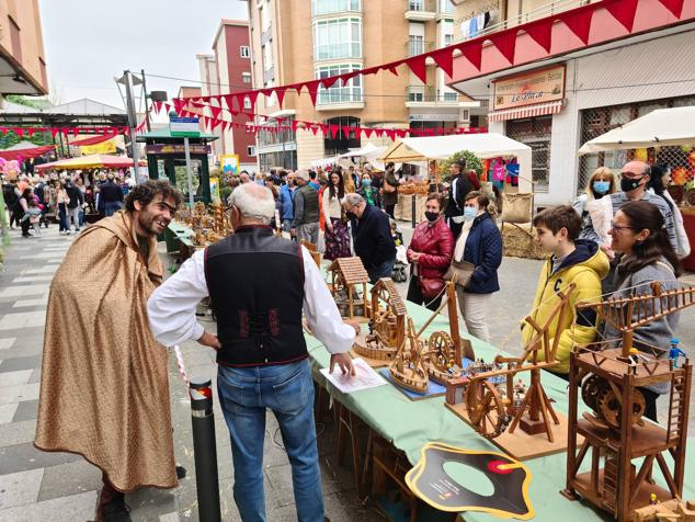El municipio celebra hasta el 2 de mayo la Fiesta Homenaje a Pedro Velarde, una cita en recuerdo al militar de Muriedas que se va a desarrollar a través de varias actividades, espectáculos y actuaciones de calle dirigidas a toda la familia