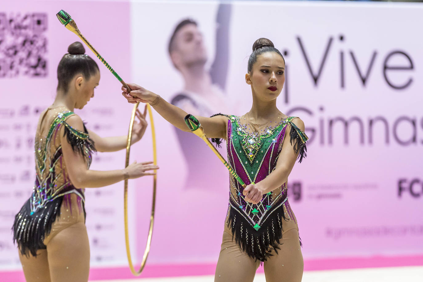 Las atletas derrocharon ganas y talento sobre la pista santanderina.