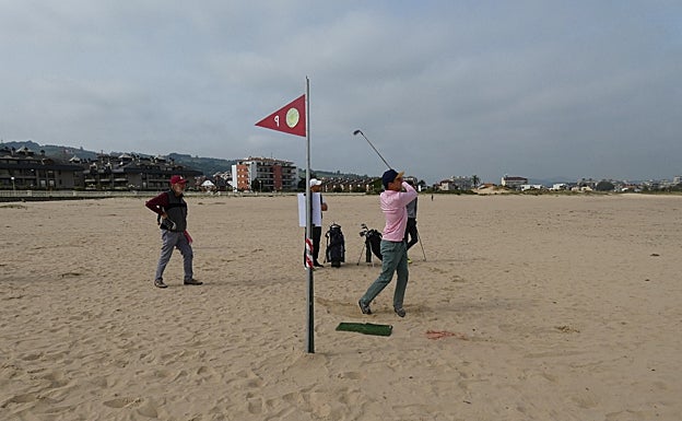 Imagen principal - Espectacular matinal de Golf en la Playa Salvé