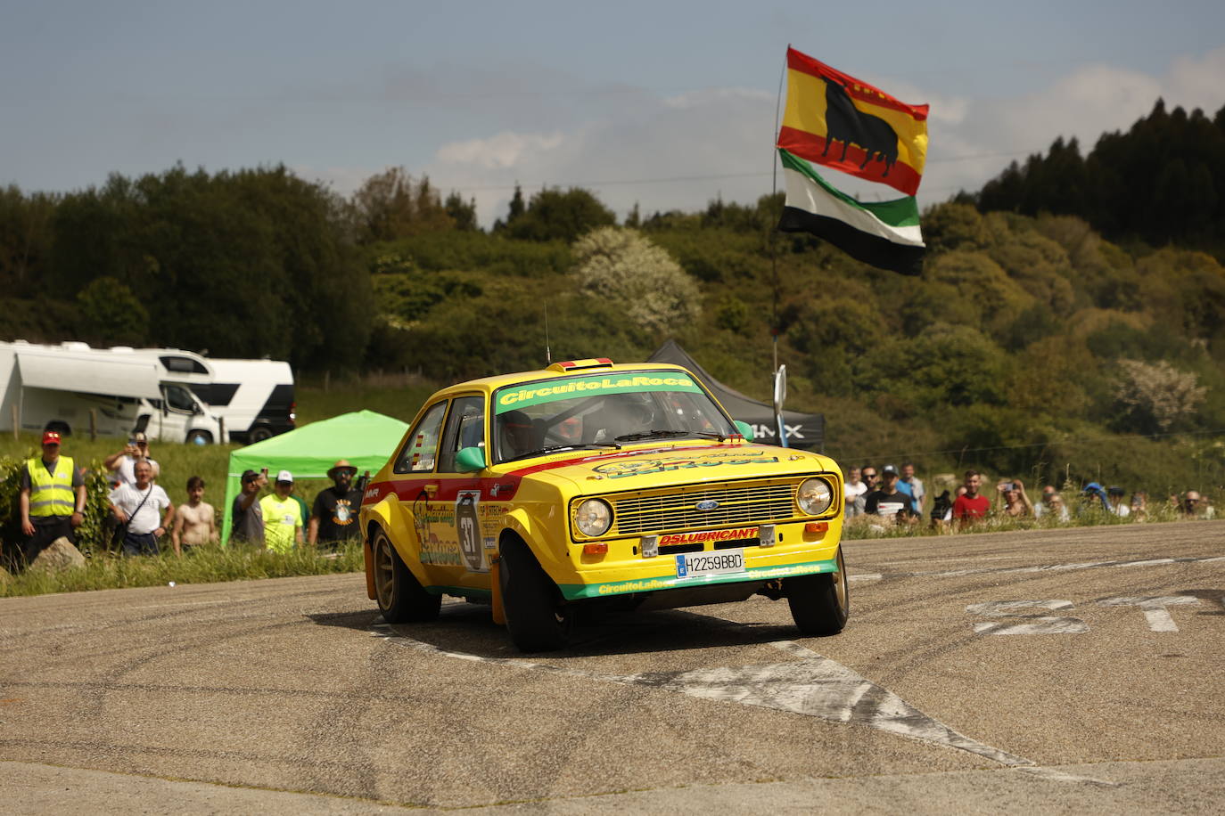 Daniel Sordo Cayuso, padre de Dani Sordo, también esta presente en la prueba con su Ford Escort MK II.