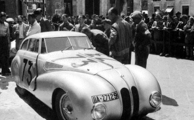 El 328 Kamm que compitió en las MilMillas de 1940