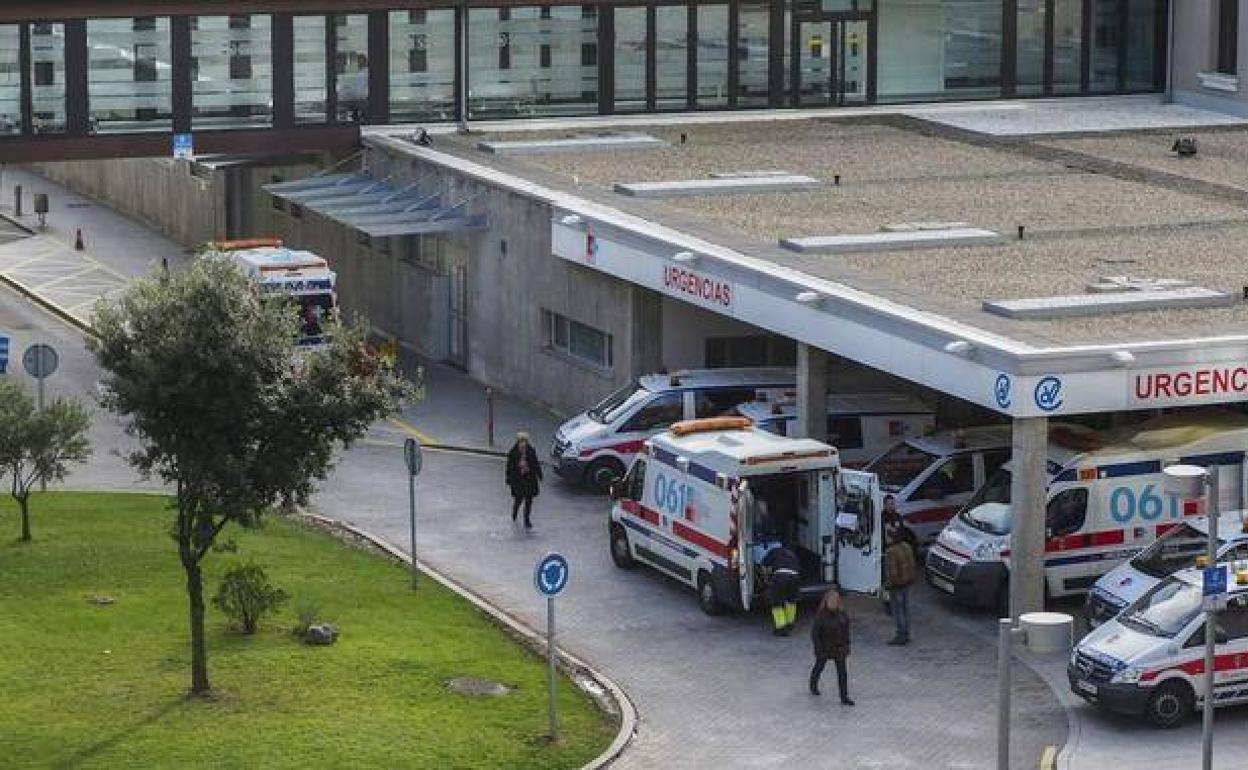 Exterior de la zona de Urgencias de Valdecilla. 