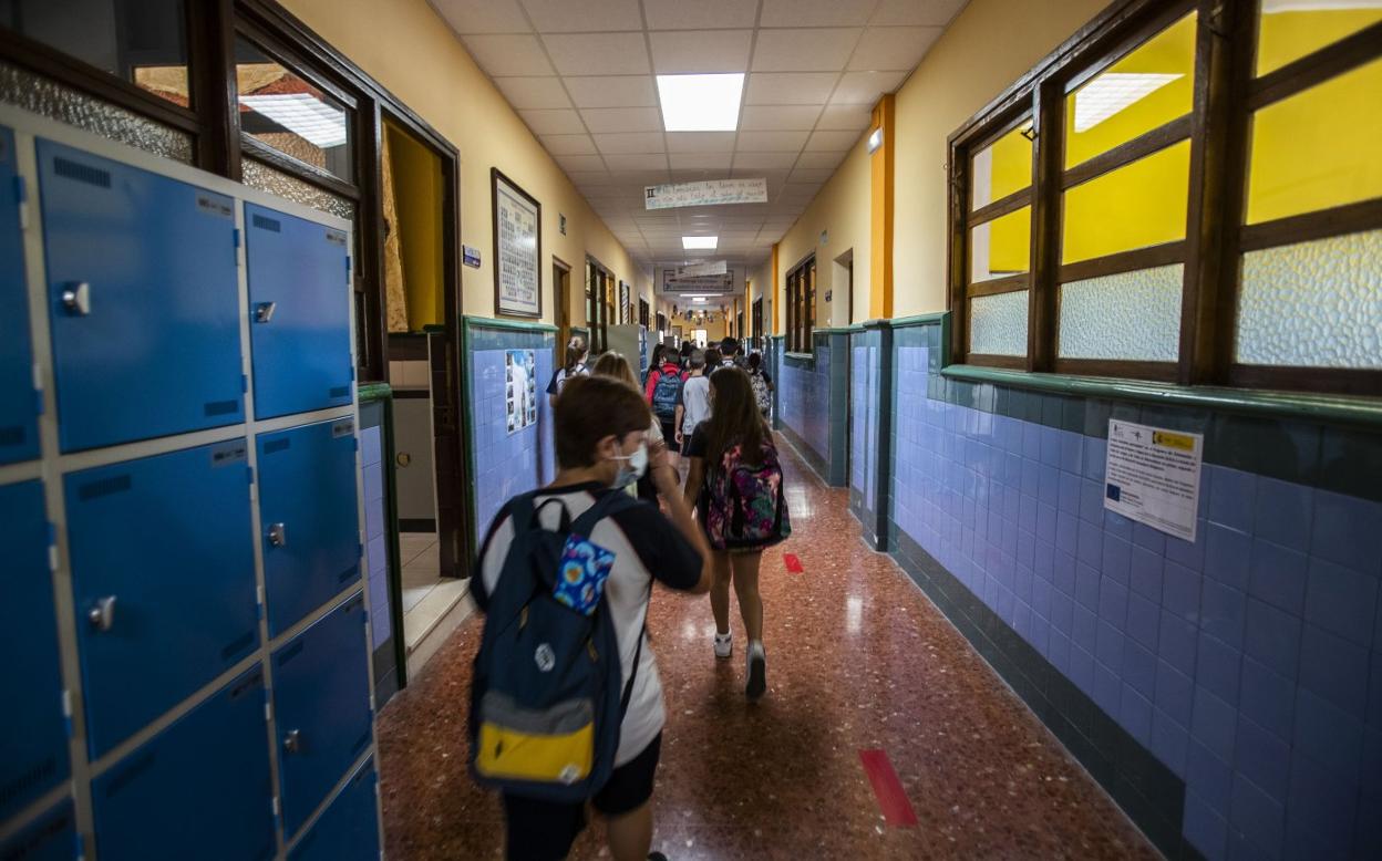 Imagen de la inauguracion del curso en el colegio La Salle de Santander. 