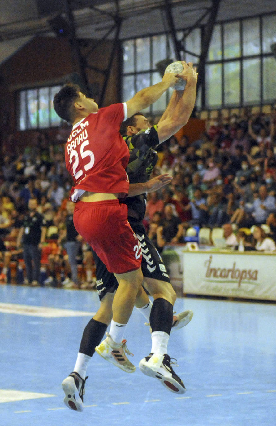 El empate de los naranjas en Cuenca, unido a la derrota del Nava ante el Huesca, evita cualquier posibilidad de jugar la promoción de descenso