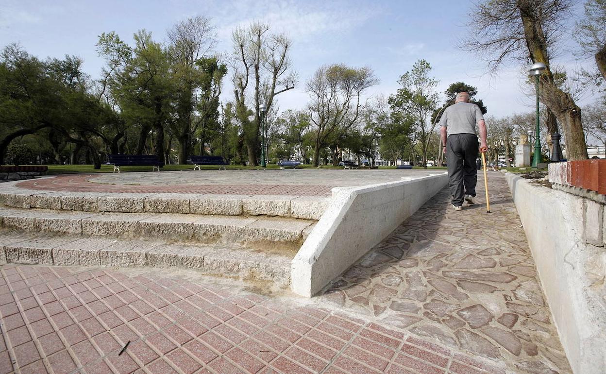 Imagen de archivo de las rampas adaptadas del Parque de Mesones. 