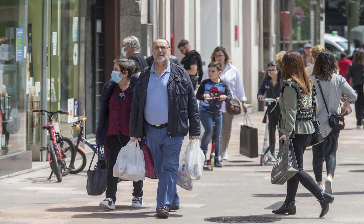 Cantabria suma dos fallecidos por covid y supera los 880 desde el inicio de la pandemia