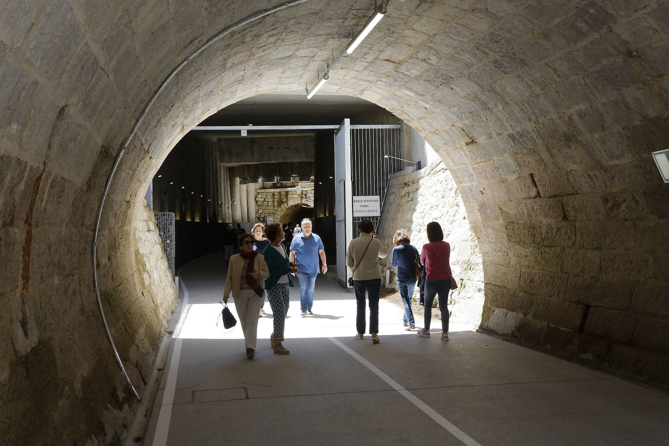 Fotos: Un paseo por el túnel